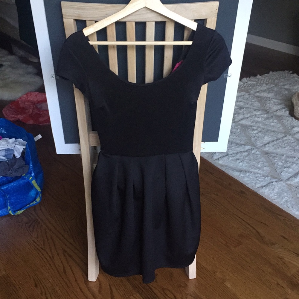 Boohoo black dress